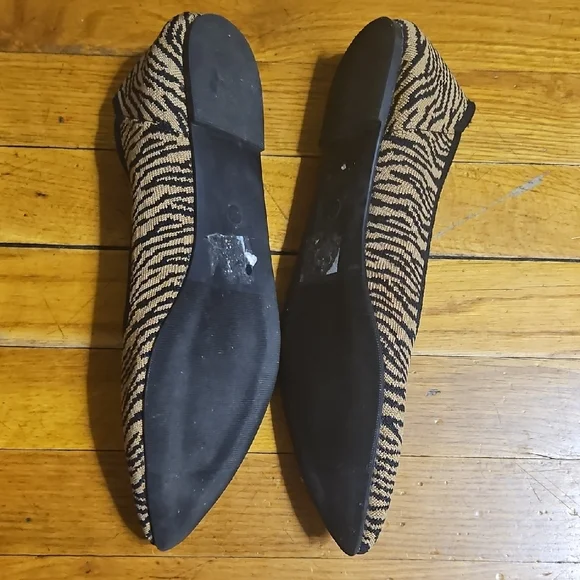 MIA Black and Brown Flats with Animal Print - Picture 2 of 4